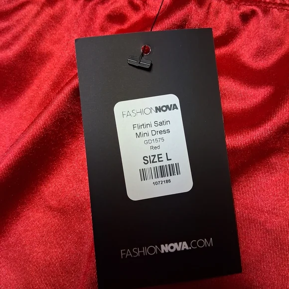 Fashion Nova Scarlet Satin Chemise - Picture 4 of 4